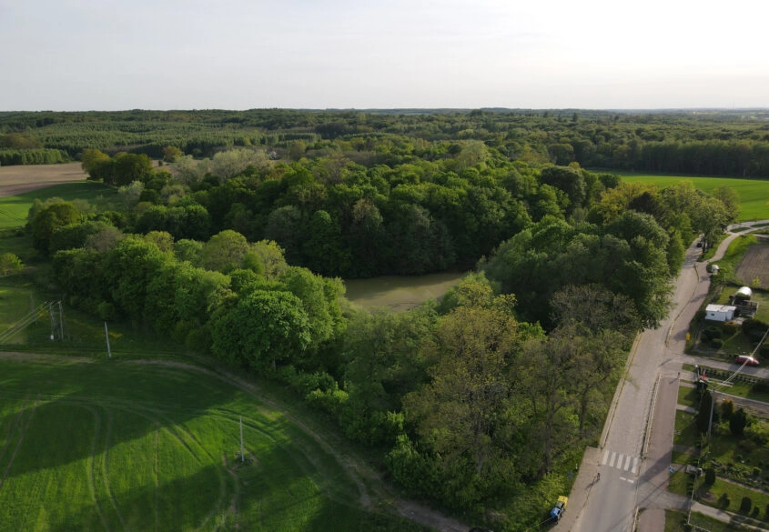 Świetna działka inwestycyjna przy kanale Elbląskim