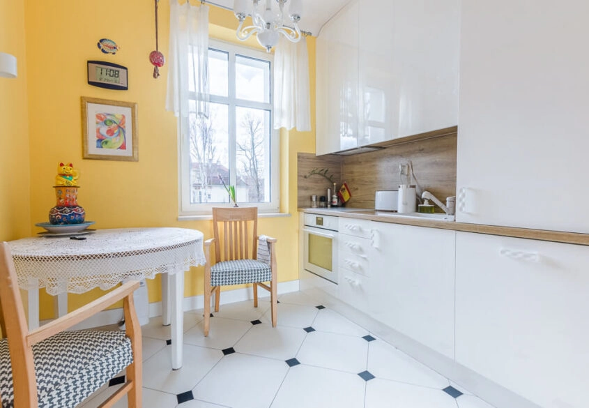 Wyjątkowy apartament w przedwojennej willi pod las