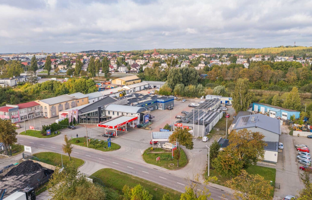 Unikatowy kompleks pod salon samochodowy 2466 m2 !