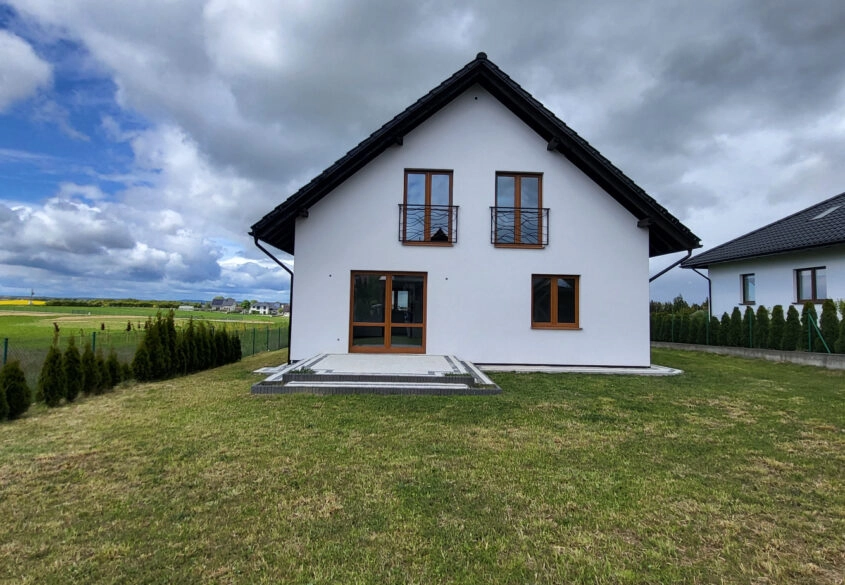 Dom wykończony, 6 pokojowy, 146m2