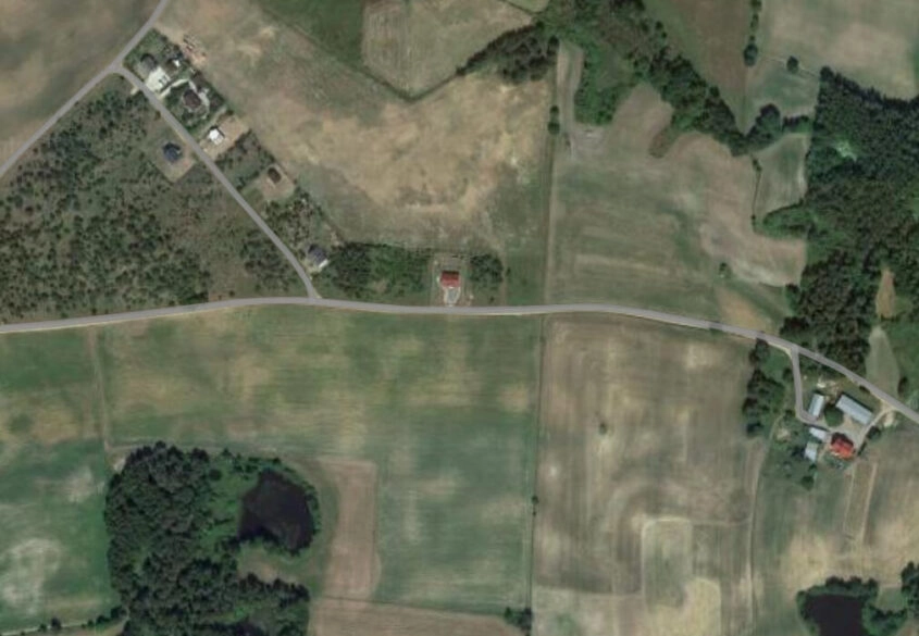 działka w Dąbrowie, gm. Stężyca, ob. Łosienice