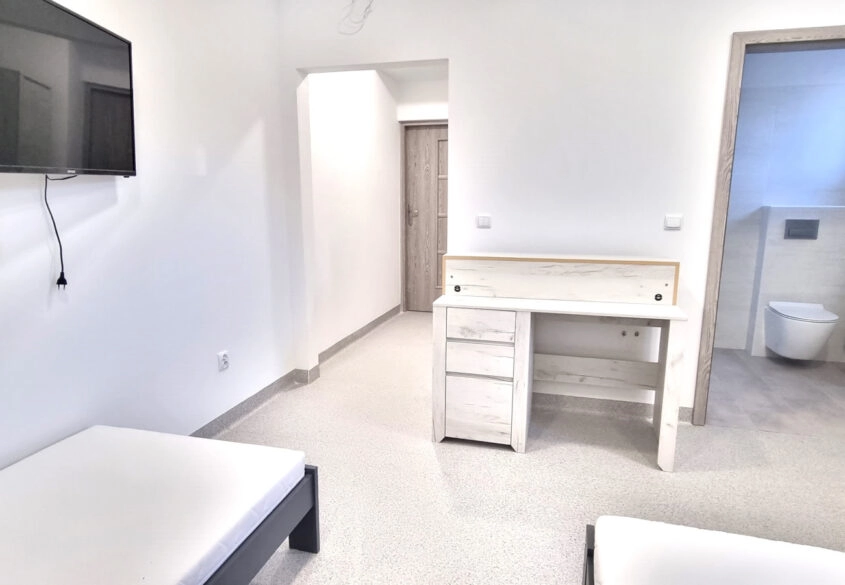 Dobrze działający pensjonat 500 m od morza