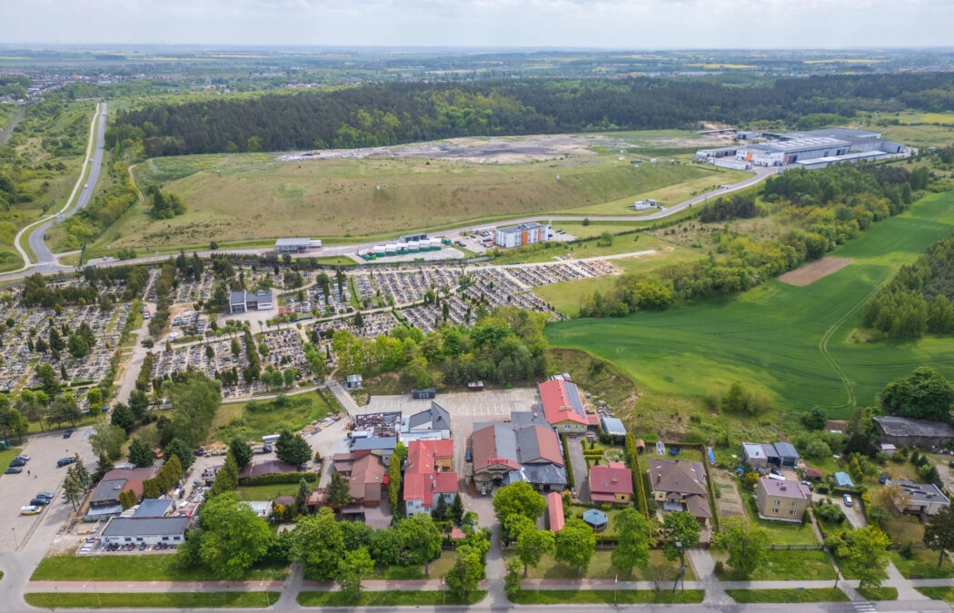 Na sprzedaż hotel, restauracja, zakład pogrzebowy.
