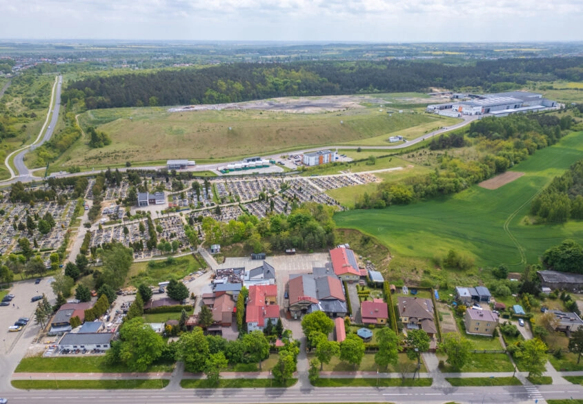 Na sprzedaż hotel, restauracja, zakład pogrzebowy.