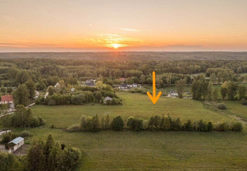 Malownicza działka pod dom, w tym bliźniaka