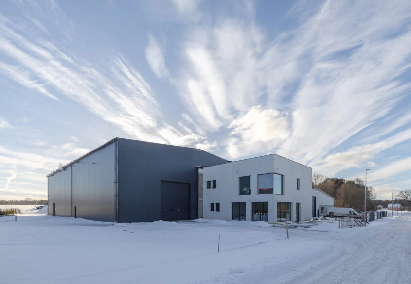 HALA 500M2 NA WYNAJEM !