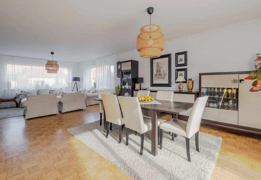 Dom 279 m² z mieszkaniem 47 m² Kosakowo