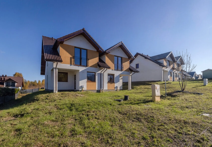 Komfortowy bliźniak nad jeziorem!