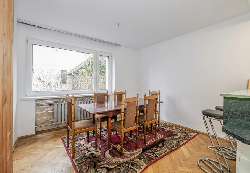 Dom dla 2 rodzin lub pod inwestycję