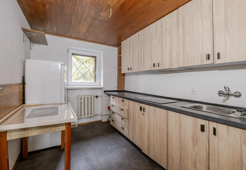 Dom dla 2 rodzin lub pod inwestycję