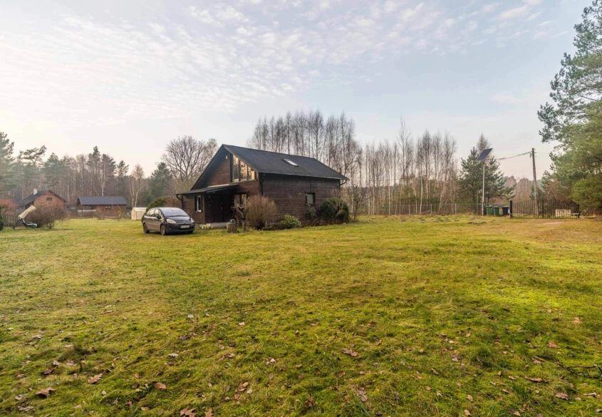1,5 ha Bory Tucholskie! Dom całoroczny + 2 domki!