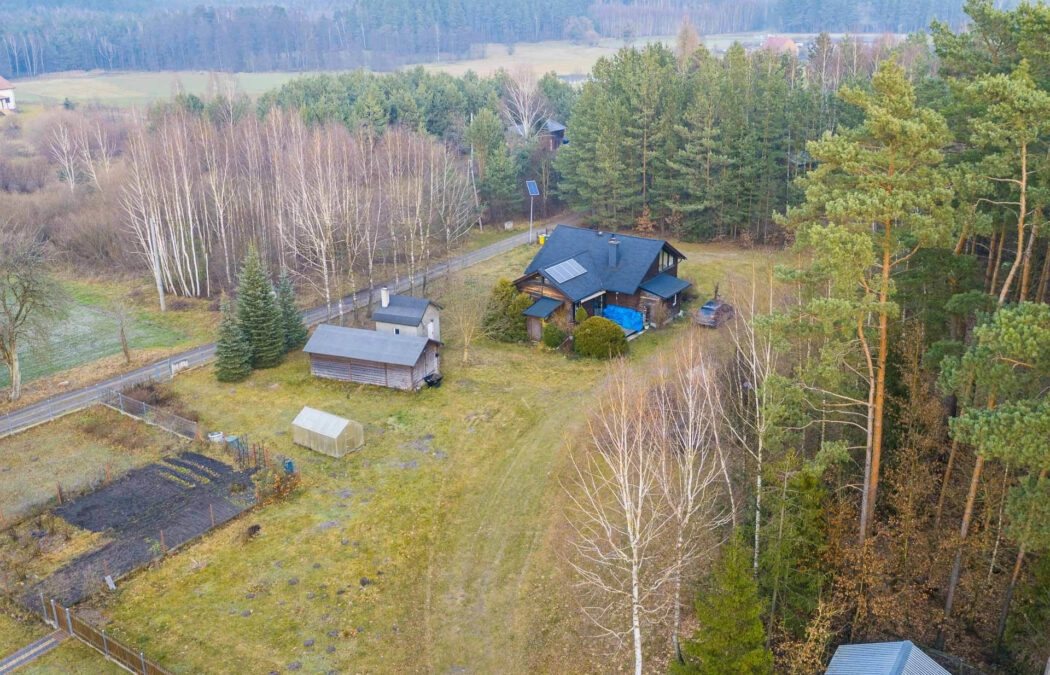1,5 ha Bory Tucholskie! Dom całoroczny + 2 domki!