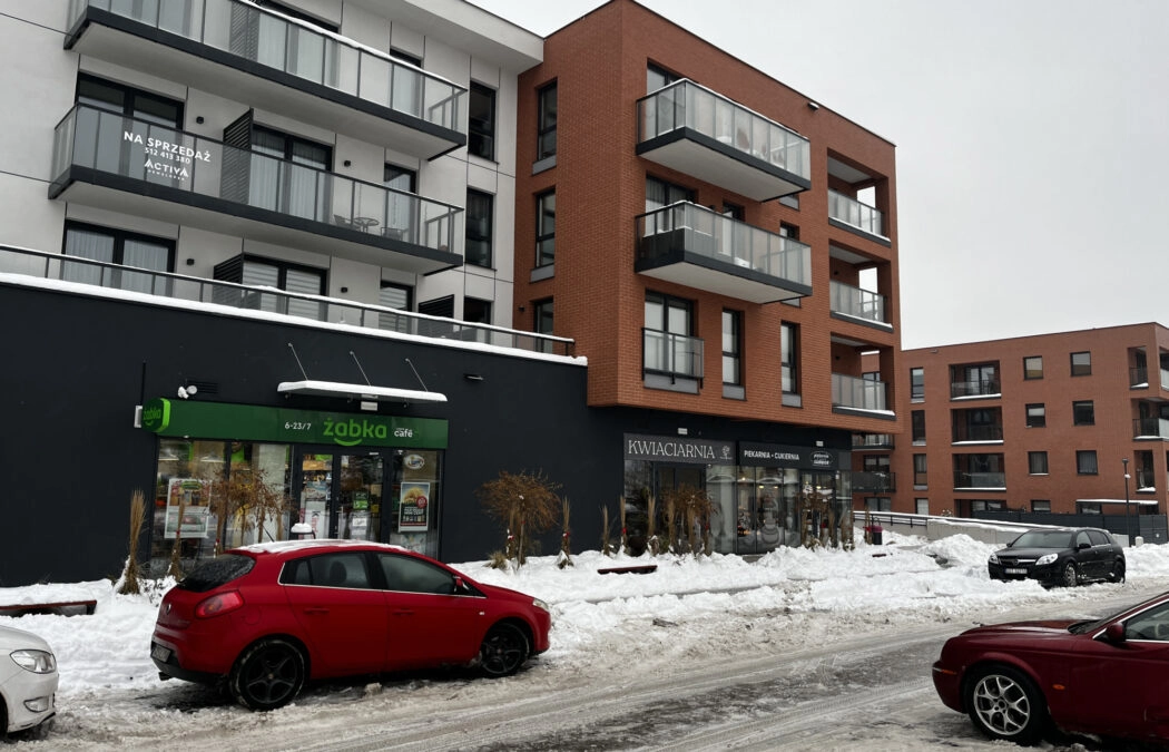 Lokal usługowy 80m² w sercu Rotmanki!