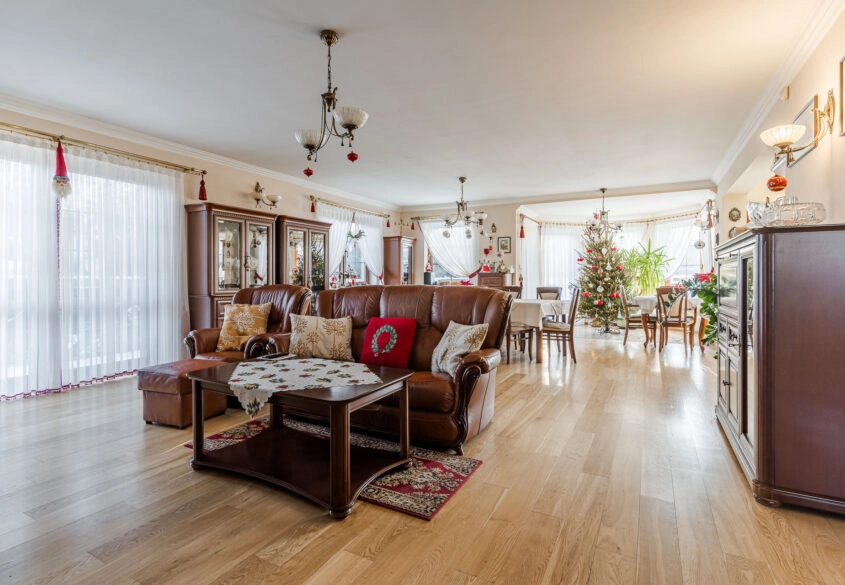 Dom marzeń 387 m2 - perfekcyjny dojazd do Gdańska!