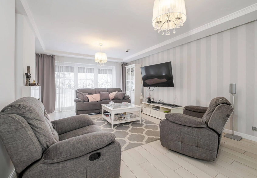 NIEPOWTARZALNY DOM/FOTOWOLTAIKA 10KW