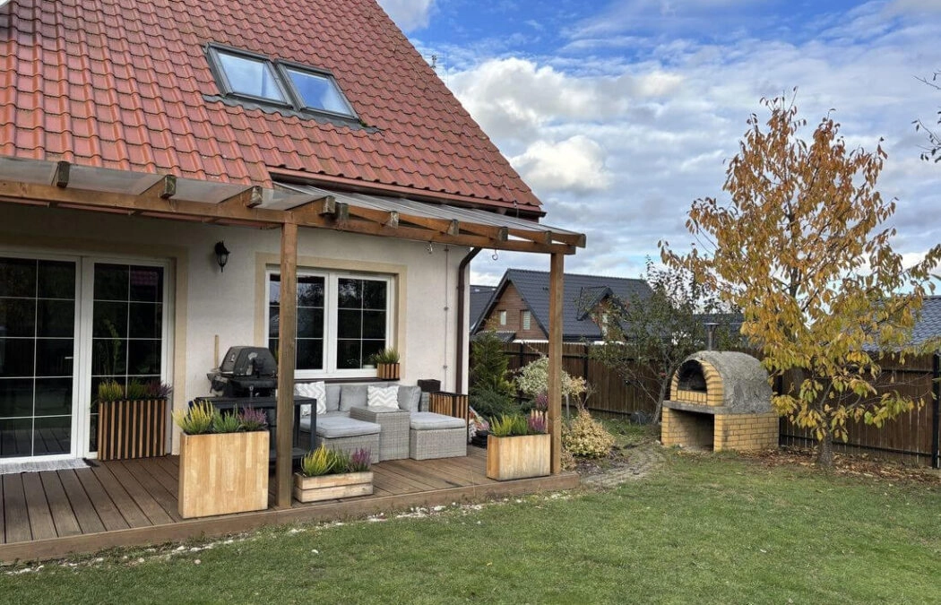 Nowoczesny dom z garażem w spokojnej okolicy