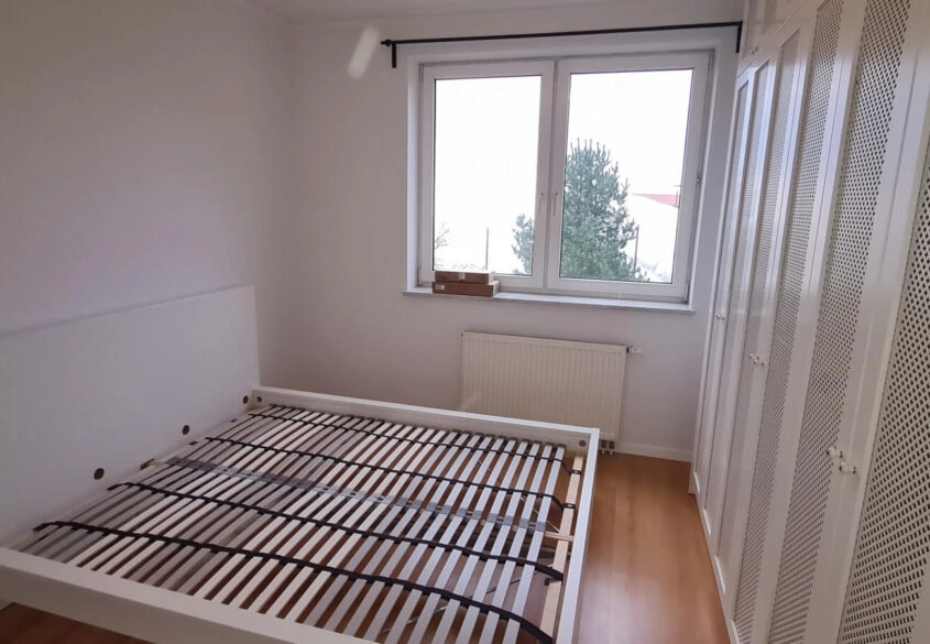 Mieszkanie 2 pokojowe z halą garażową