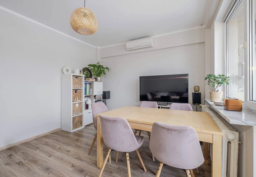 4 pokoje z loggią i piwnicą blisko plaży!