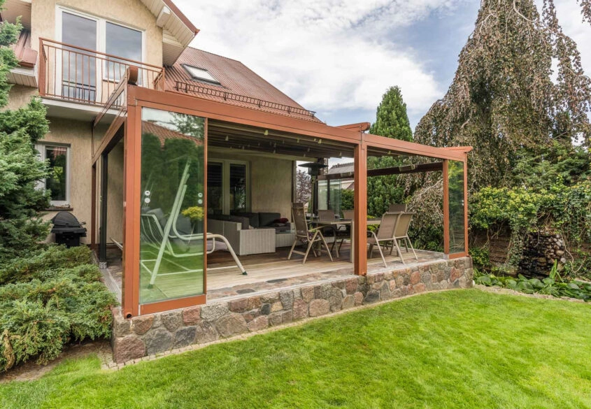 Ładny dom w Małym Kacku, kameralny ogród, taras