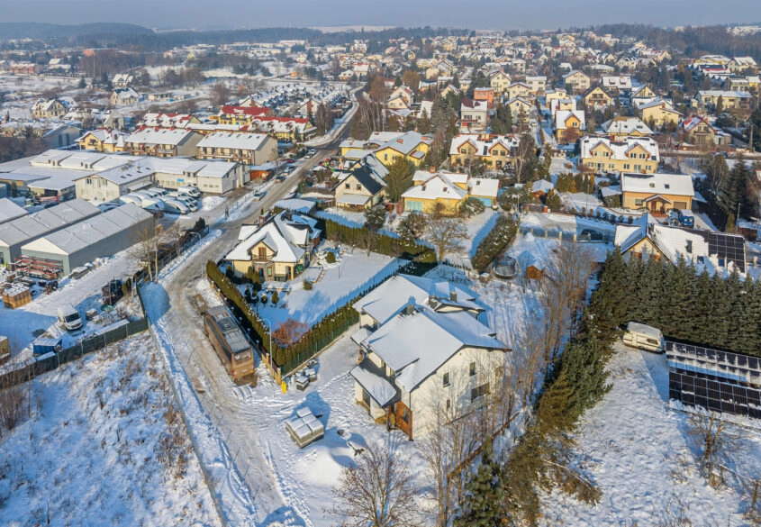 STRASZYN | 146,5 m² | 5 POKOI | DZIAŁKA 500 m²