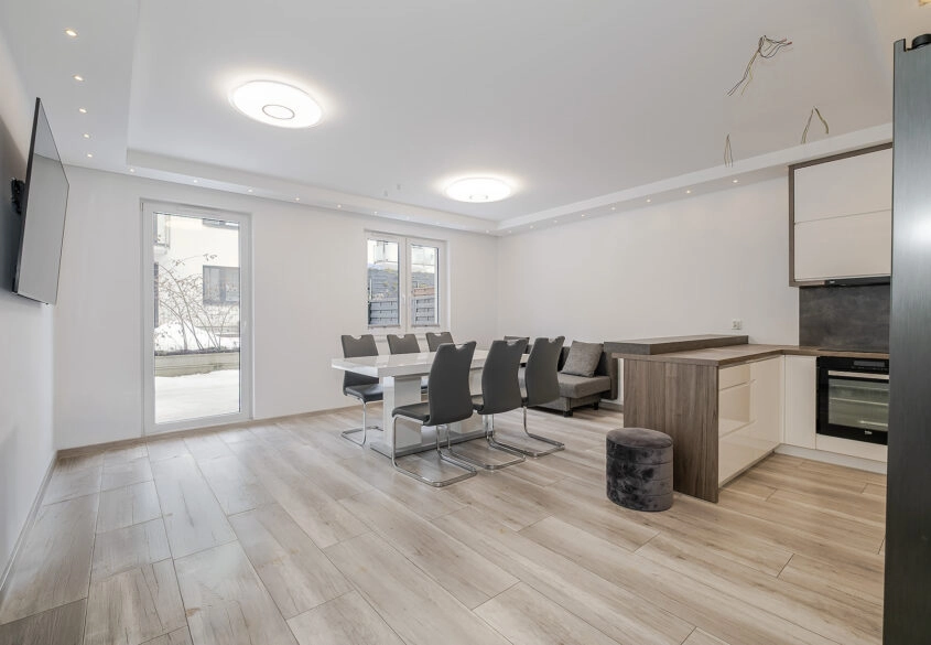 Jasień- Ogród aż 90m2! 3 pokoje, parter!