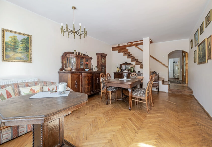 Dom/ Inwestycja- 600m do plaży- 7 pokoi- Ogród