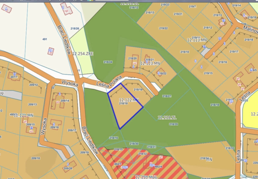 Działka na wzgórzu