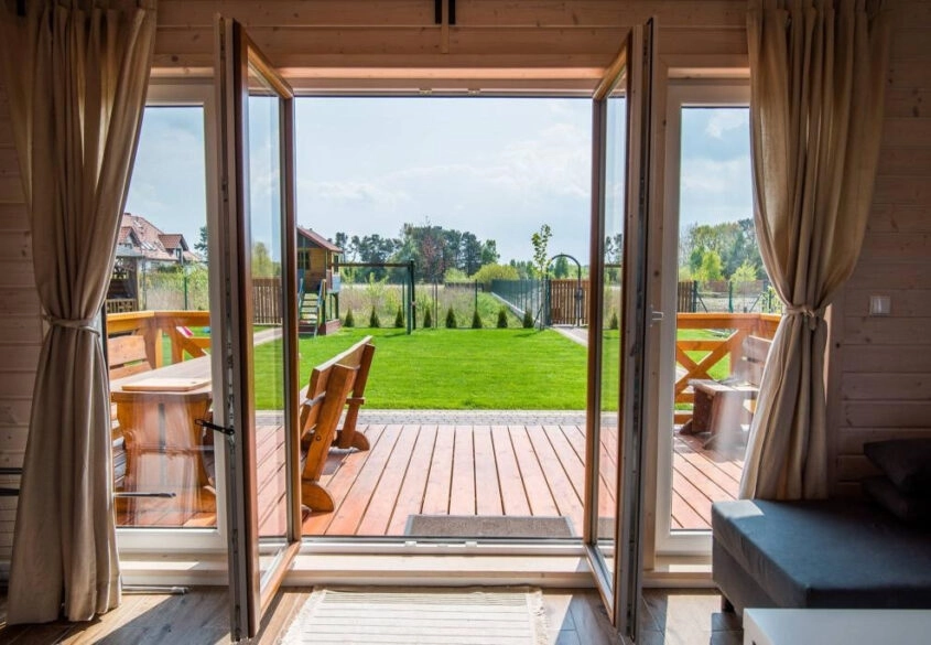 DOMKI NAD MORZEM DĘBKI SPRZEDAM