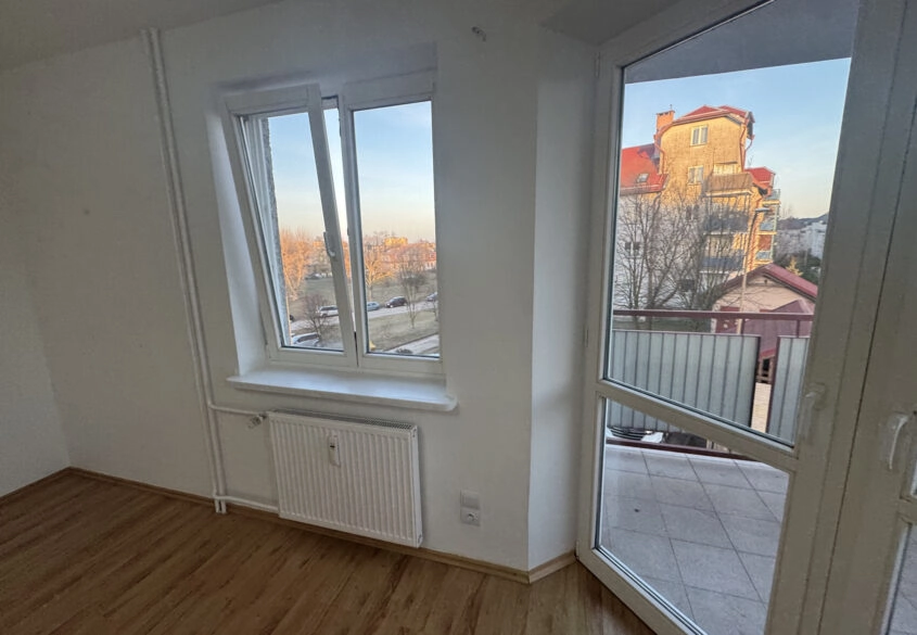 2 pokoje z kuchnią na Bajkowym! 1 piętro, balkon