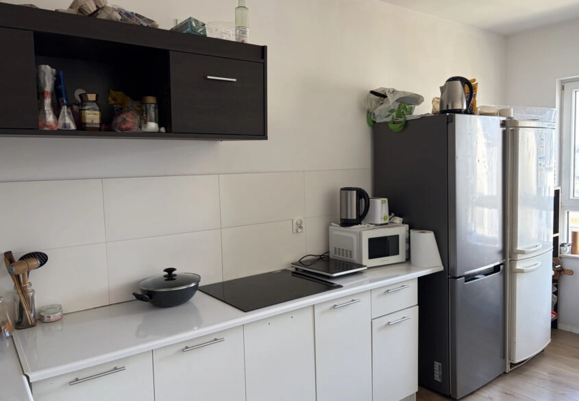 2 poziomowe z miejscem w hali garażowej