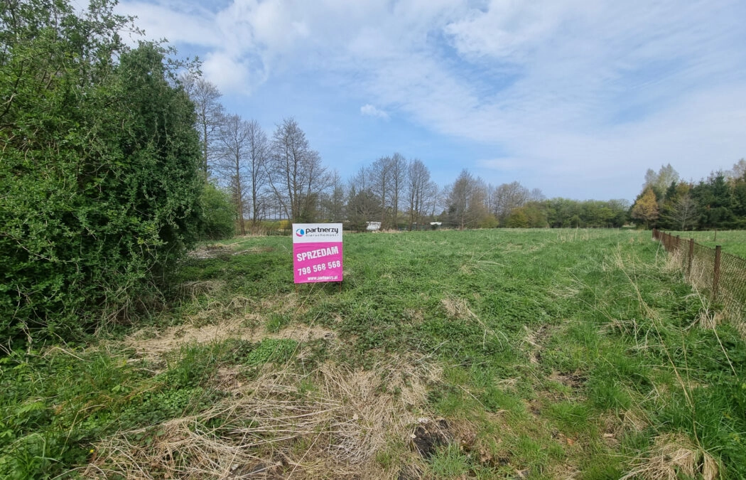 Dwie działki blisko morza