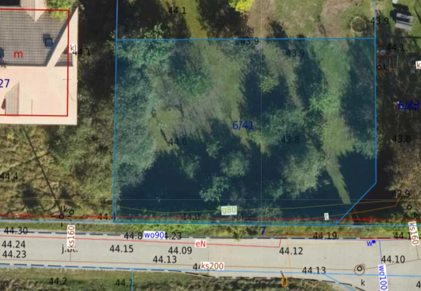 Działka 800m2 z pozwoleniem na budowę!