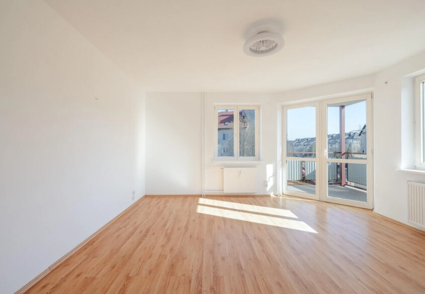 2 pokoje z kuchnią na Bajkowym! 1 piętro, balkon