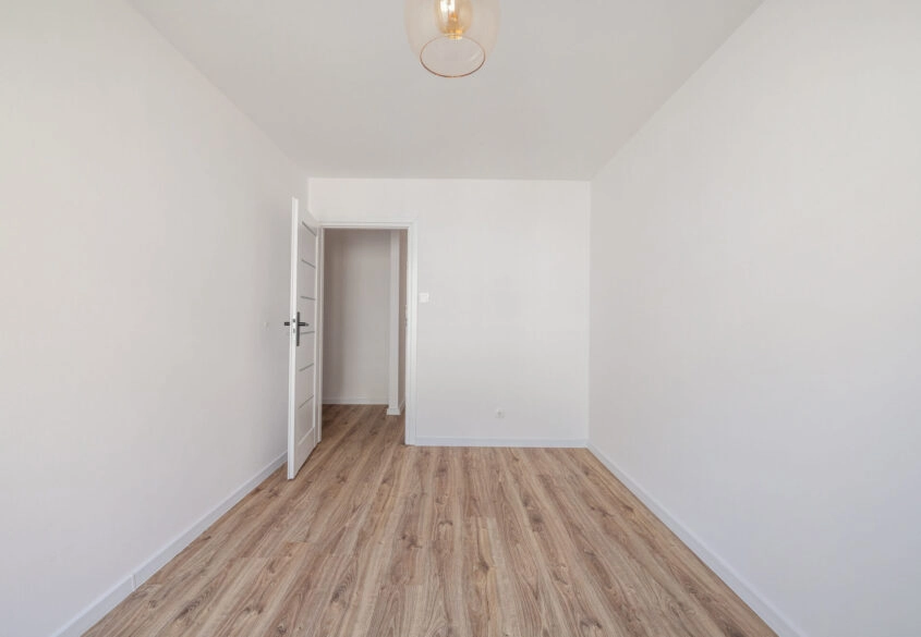 3 pokoje 60 m2 z GARAŻEM 17 m2 przy parku