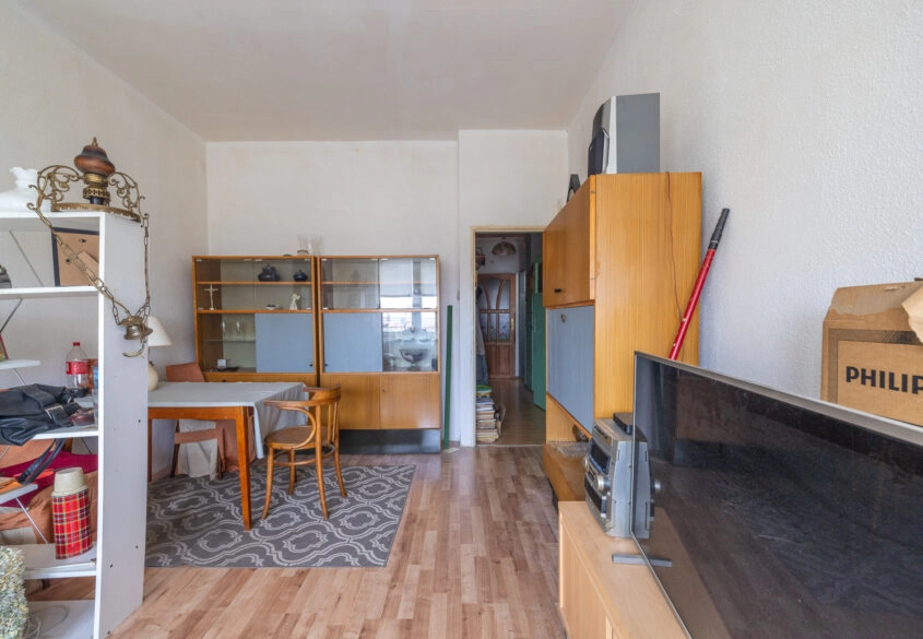 Kilka Minut Spacerem Do Plaży! Wysokie Sufity!