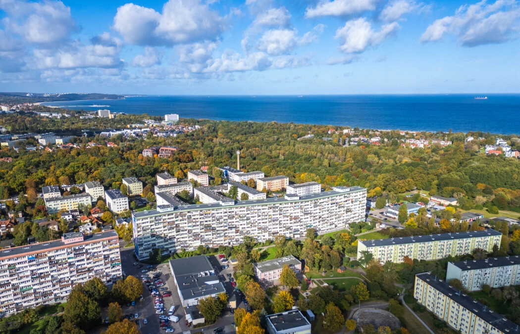 Kilka Minut Spacerem Do Plaży! Wysokie Sufity!