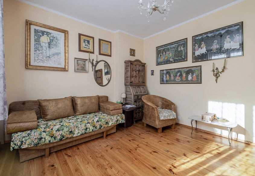 Południowa Ekspozycja | Ogrodzony Parking |