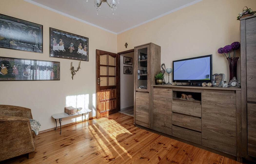 Południowa Ekspozycja | Ogrodzony Parking |