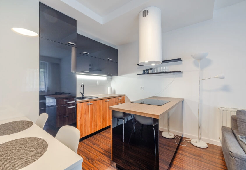 3-pokojowe mieszkanie z ogródkiem i parkingiem