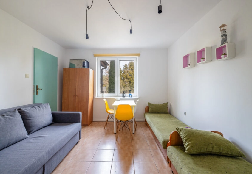 Dwa domki na dużej działce nad morzem