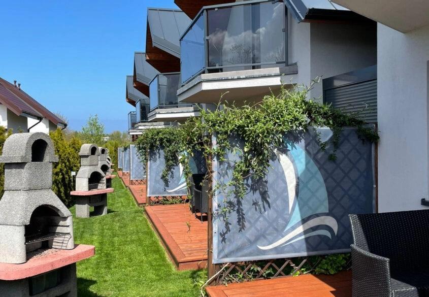 Gotowy biznes nad morzem - 10 domów na wynajem!