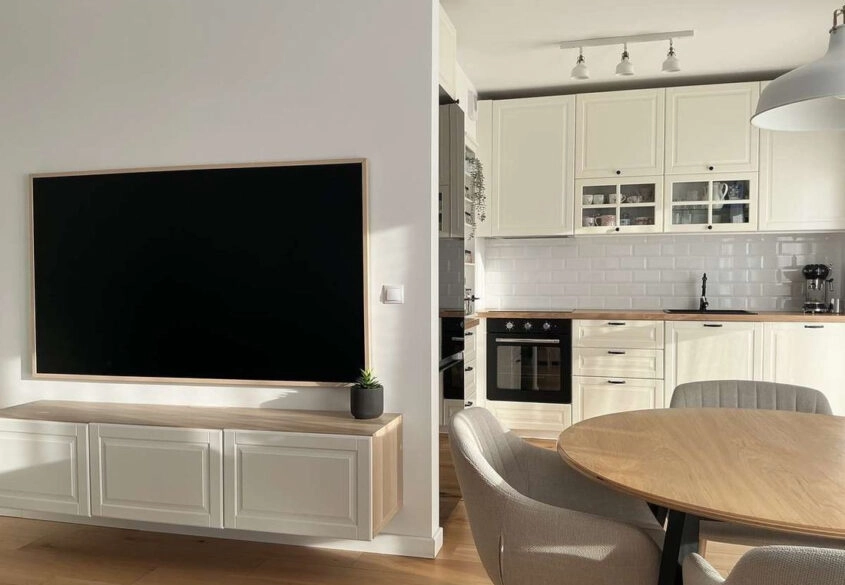 Nowoczesne 4-pokojowe z balkonem i garażem