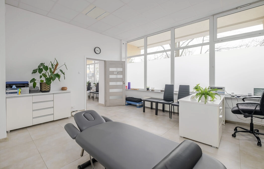 Gdynia - Lokal inwestycyjny, 3 gabinety, parter