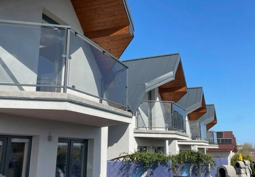 Gotowy biznes nad morzem - 10 domów na wynajem!