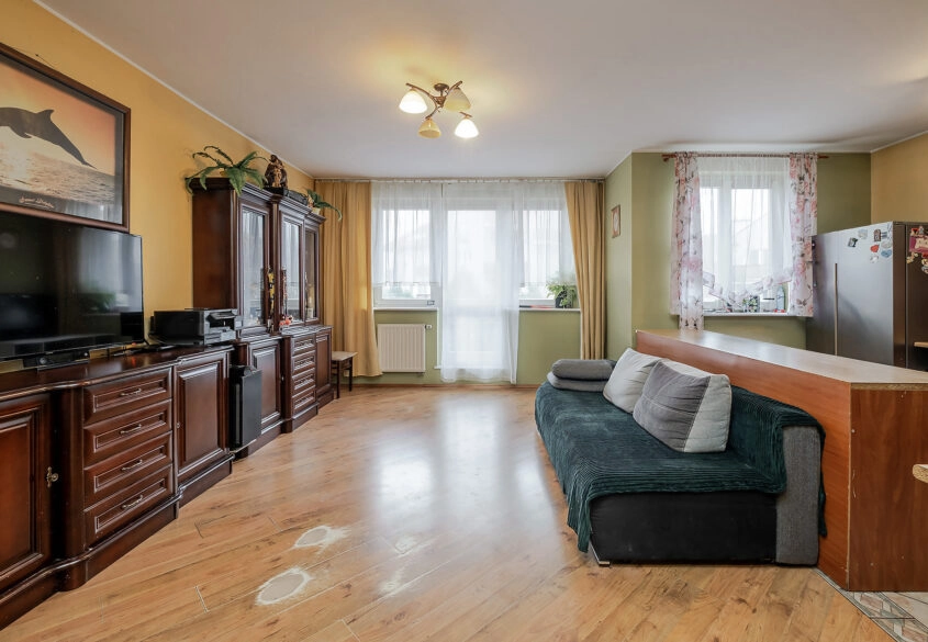 3 - pokojowe mieszkanie | Kowale | 2 miejsca posto