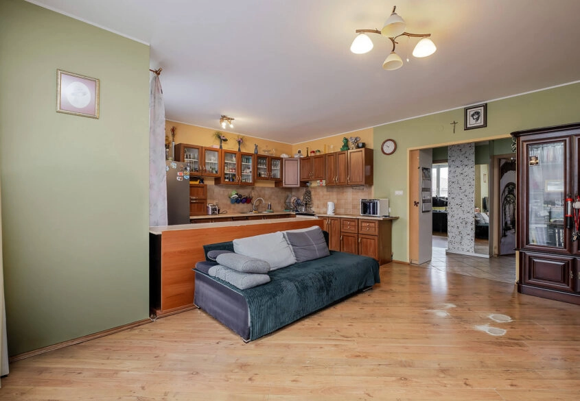 3 - pokojowe mieszkanie | Kowale | 2 miejsca posto