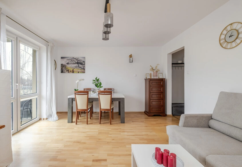 2-pokojowe mieszkanie z hala – Pruszcz Gdański