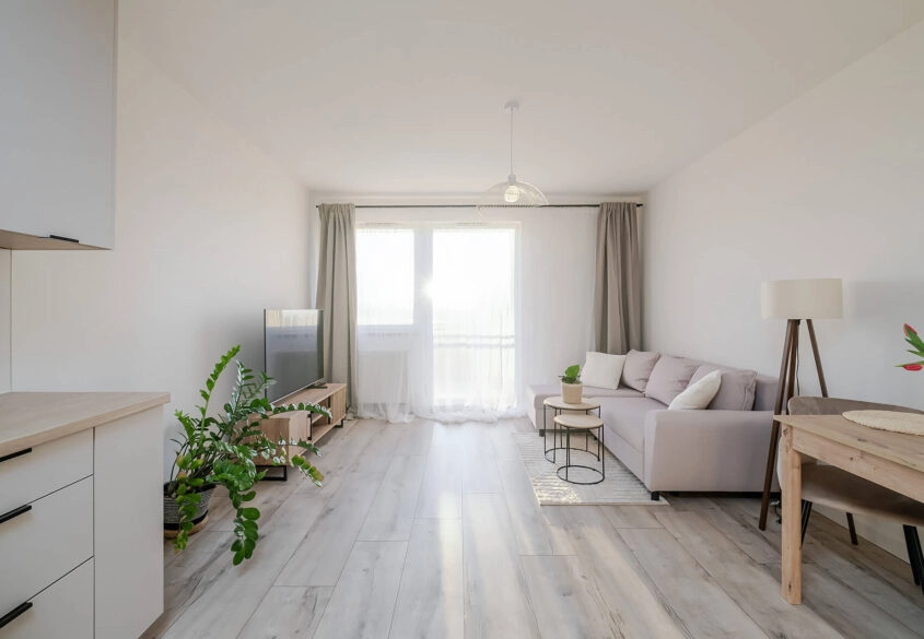 2 pokoje z miejscem w hali | Osiedle Latarników