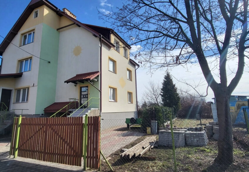 Duży dom dla rodzinny lub dla pracowników