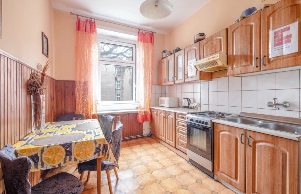 Ustawne 4 pokoje, idealne pod podział i wynajem.